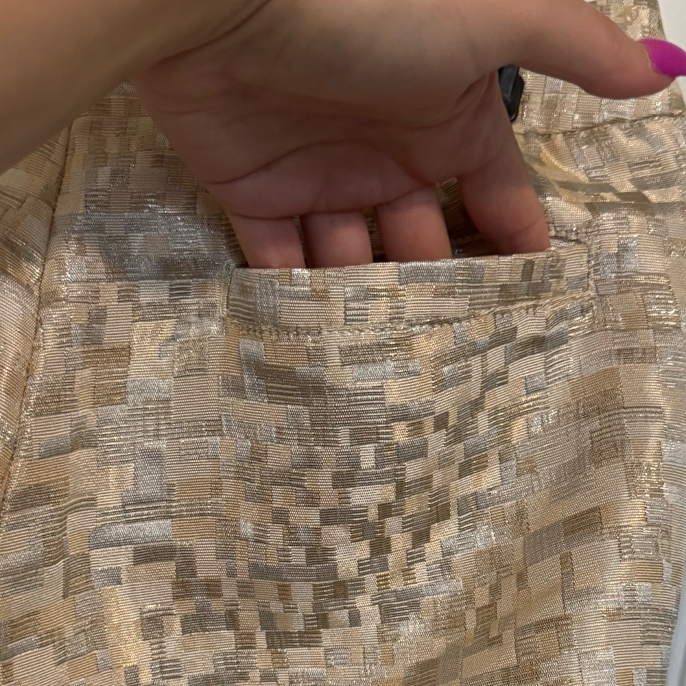 Women's Cream Patterned Metallic Boutique Shorts - Picture 13 of 16